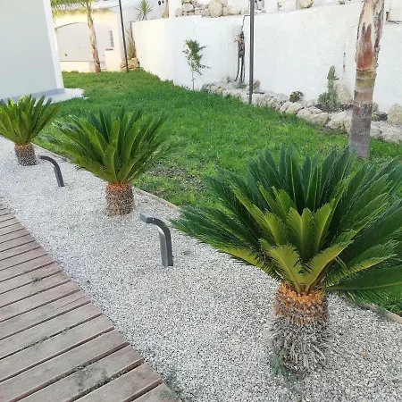 לינה וארוחת בוקר Kairos אגריג'נטו